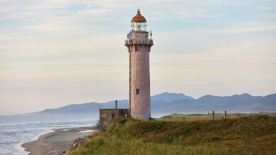 Photo of Красивый маяк на мысе