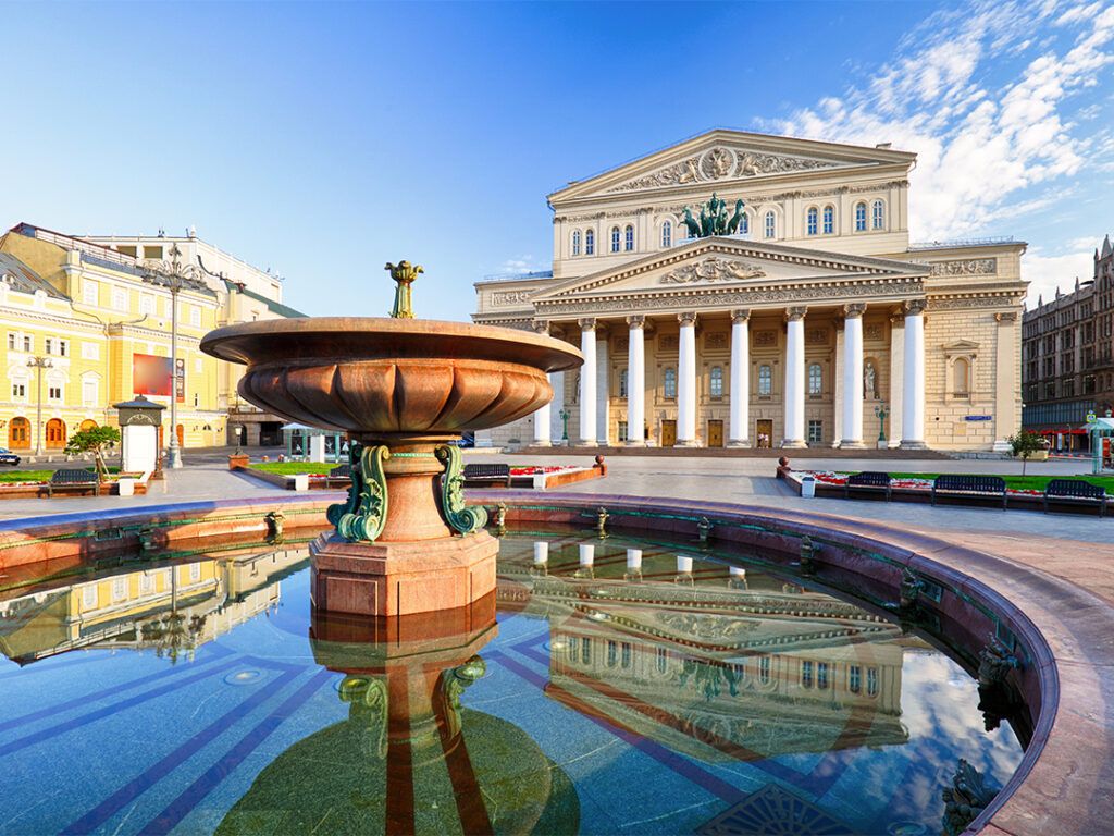 Фото 61 — Архитектурный ансамбль на площади