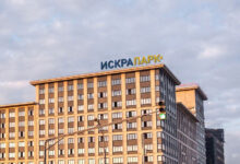 Photo of Оригинальная вывеска на крыше здания