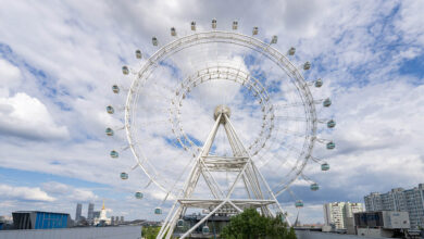 Photo of Огромное колесо обозрения в городе